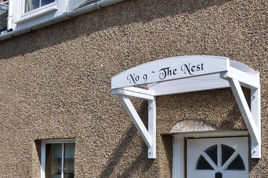 The Nest- Charming One Bedroom Cosy Cottage In Central Melrose, Scottish Borders