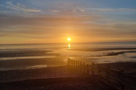 Impeccable Beachfront 2-Bed Cottage in St Bees