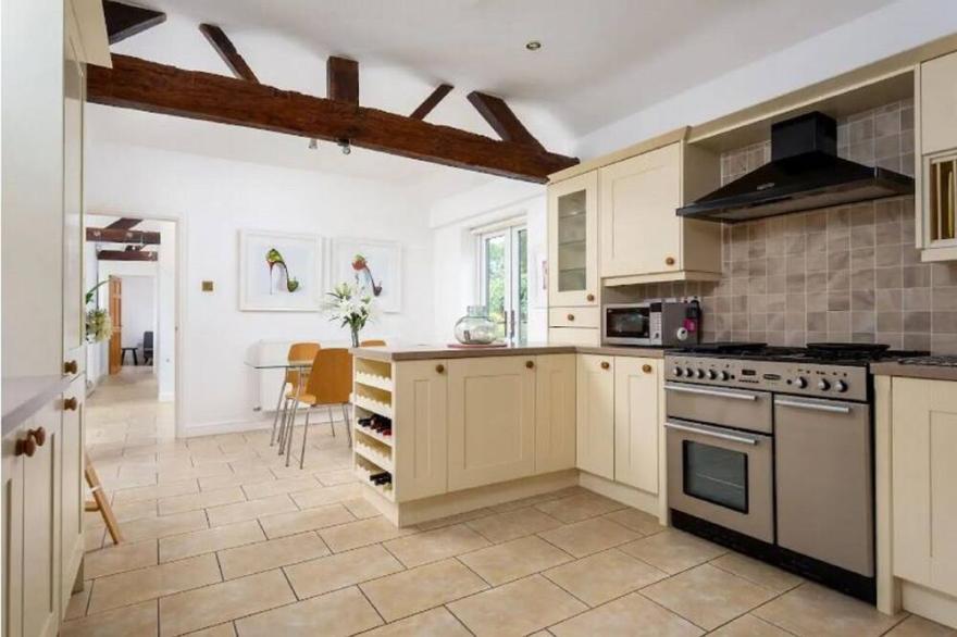 Beautiful barn Conversion in Countryside Setting
