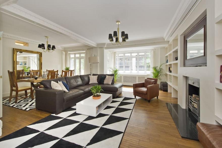 Hyde Park flat with ca. 300 sqm on horizonal level