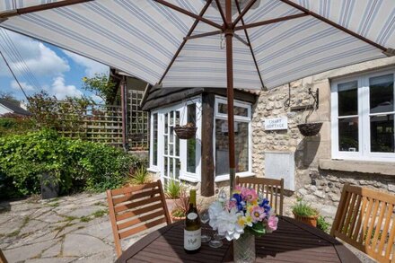 Chart Cottage - Three Bedroom House, Sleeps 6