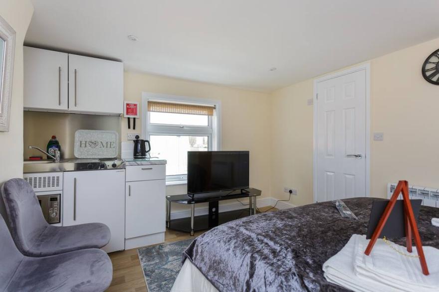 Flat 3 - Luxury St Mary Apartments
