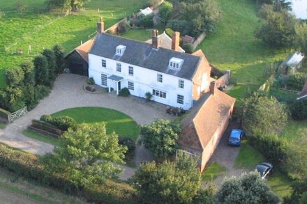 Honeypot Cottage, Falkenham, Nr Felixstowe, Suffolk