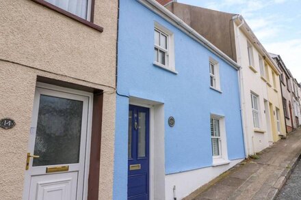 LLETY, pet friendly, character holiday cottage in Fishguard