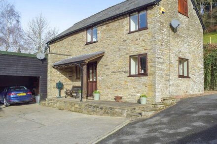 2 bedroom accommodation in Stanner, near Kington