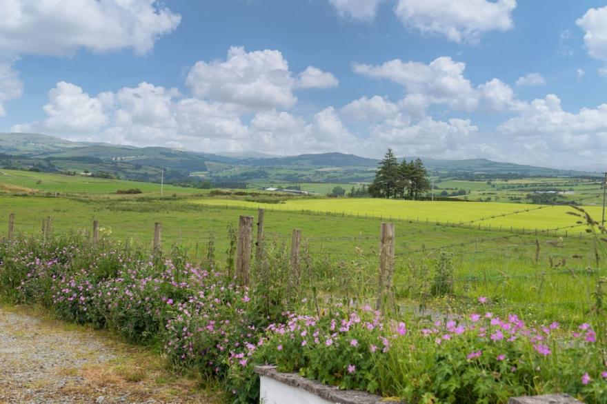 Perfect hub for Snowdonia visitors