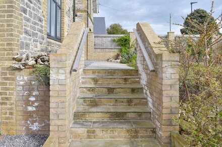 3 bedroom accommodation in Shanklin