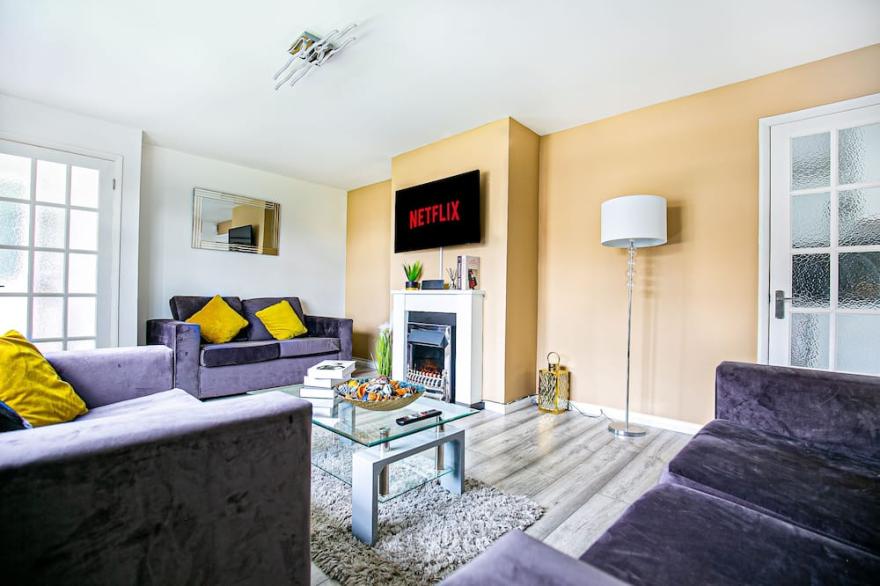 Central Leamington Spa 3-Bed House-Free Netflix
