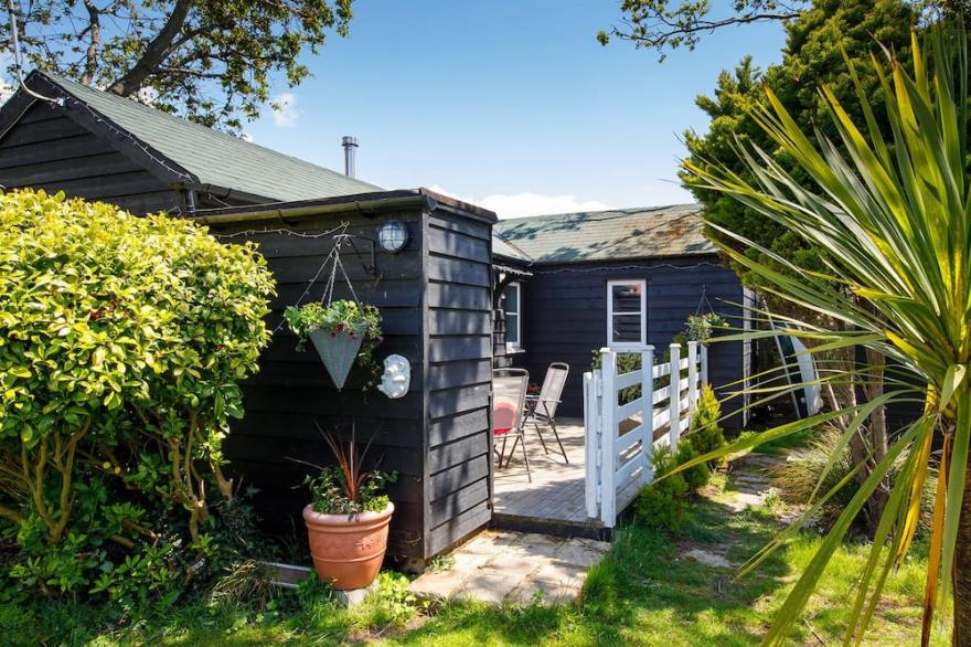 Cosy Self-Contained Annexe In Selsey