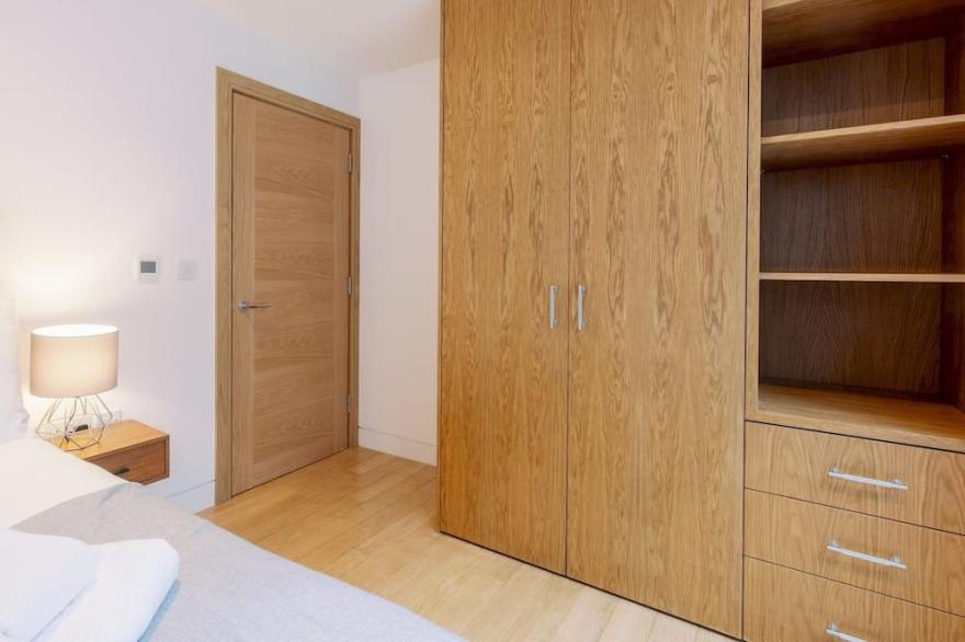 Pass the Keys | Spacious Tulse Hill Condo