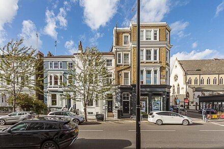 Bright Studio Apartment In The Heart Of Notting Hill