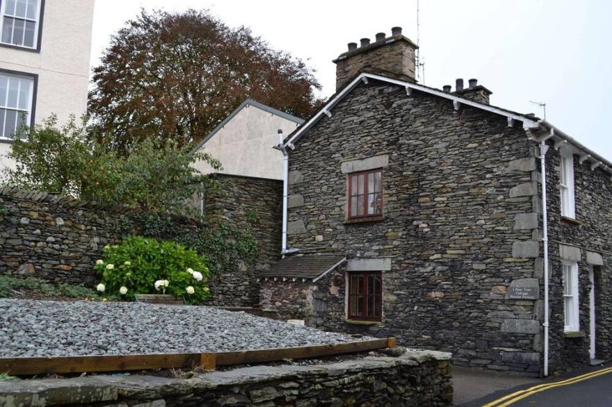 2 bedroom accommodation in Bowness on Windermere