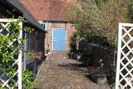 17th Century converted Coach House in Shaftesbury, Dorset