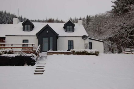 Remote and Rural Traditional Croft house overlooking Loch Ness