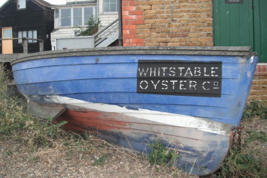 Delightful Whitstable Seaside Cottage, Sleeps 6. Free Wifi/Parking. Dogs Welcome