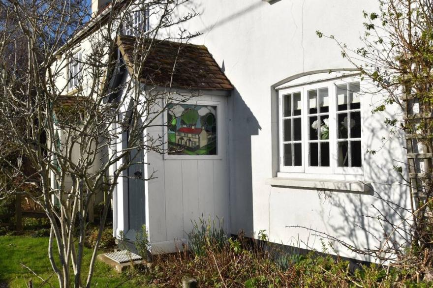Rose Mullion Cottage, Pett, East Sussex