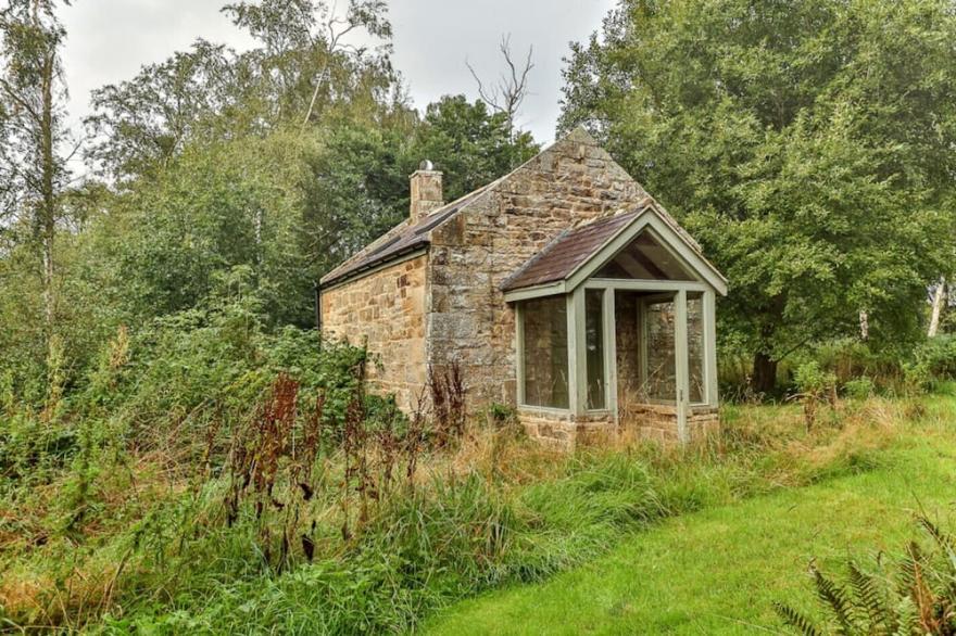 Cottage And Barn, Shortflatt Farm