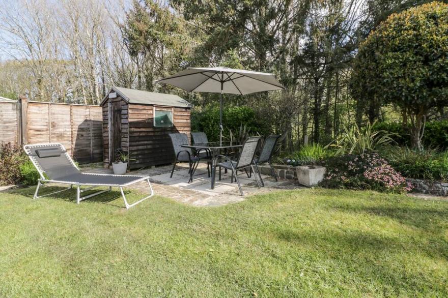 SEA SALT, family friendly, character holiday cottage in Bude