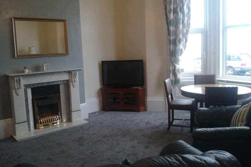 Filey-Ground Floor Apartment, Sea View, Private patio. Dog friendly (maximum 2).