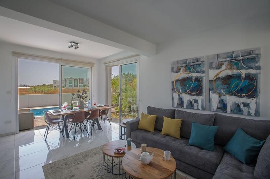 Protaras Holiday Villa AL01 -  3BDR Villa, Walking Distance to the Beach