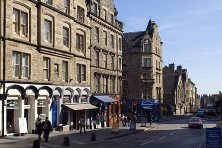 ALTIDO 1-bed flat in Edinburgh Old Town