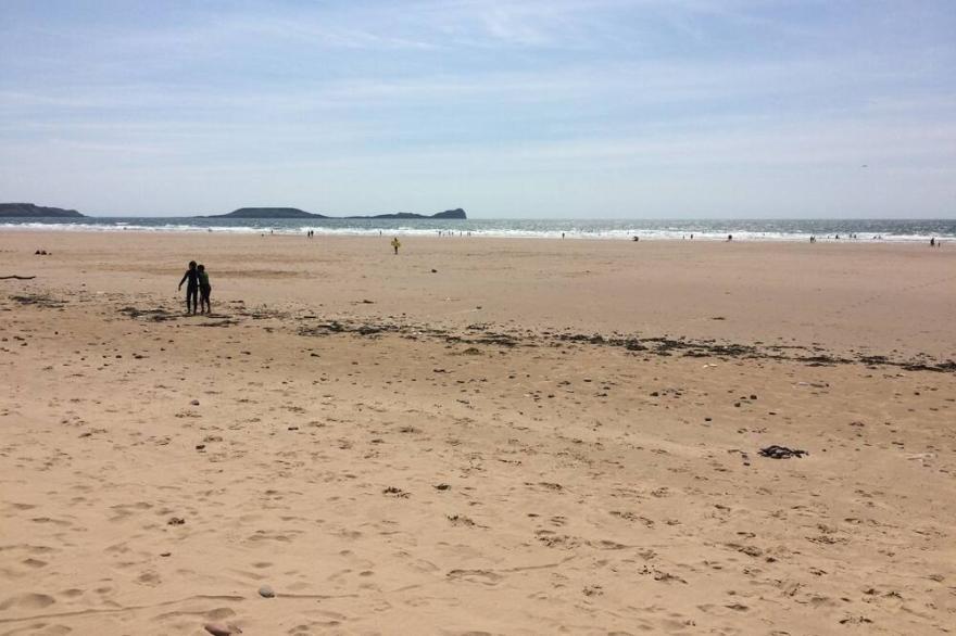 Llangennith, Gower -  VisitWales 4* Rated