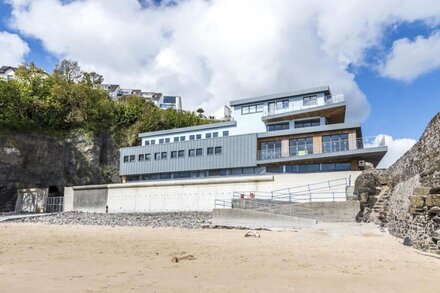 No 6 Ocean Cabins - Saundersfoot Harbour