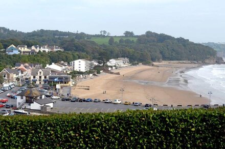 WITH PROBABLY THE BEST VIEW IN SAUNDERSFOOT - An Old Sea Captain's Cottage