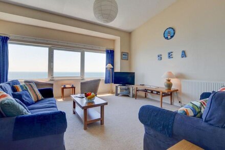 High Tides - Three Bedroom House, Sleeps 6