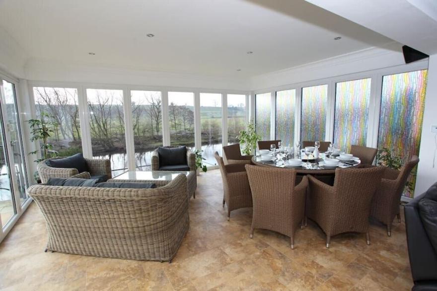 River Side Open Plan 15-22 July special offer Mobility Dog Friendly spa bath sun