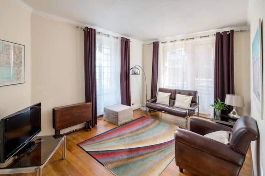 Cosy 2 Bedroom Apartment in Bayswater