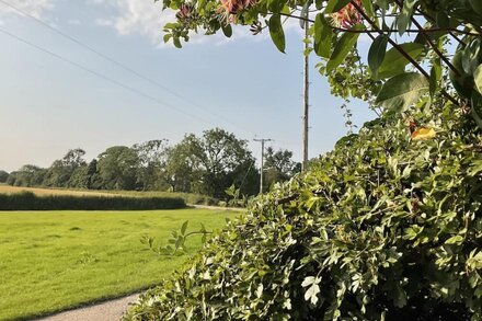 North Yorkshire barn, peaceful farm stay with beautiful views