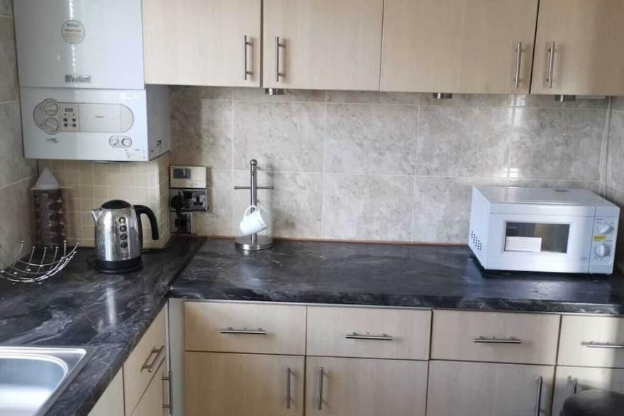Newly Refurbished Luxurious  One Bedroom  Apartment