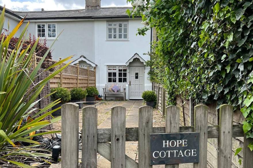 Hope Cottage, Ufford