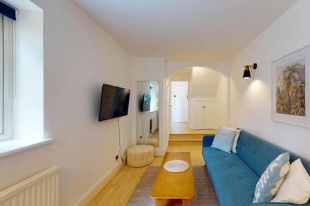 Superior 1 - Bed Apartment in Maida Vale