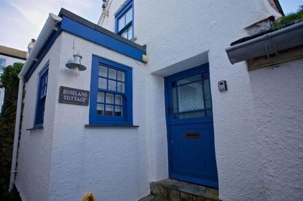 Grade II Listed Cottage, Gorran Haven. Sea Views!