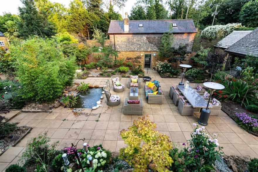 Artists Oasis In Cotswolds