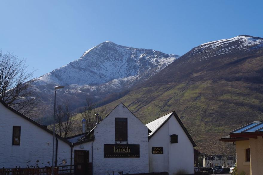 Glencoe: Strathassynt Cottage in the heart of stunning Highland scenery