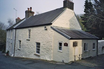 .Grade 11 listed cottage in Fishguard, Pembrokeshire