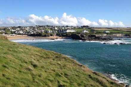 Hill Rise - Cottage In Trevone Bay, Near Padstow, North Cornwall