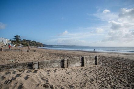 Ocean Cabins No 1 @ The Square - Saundersfoot