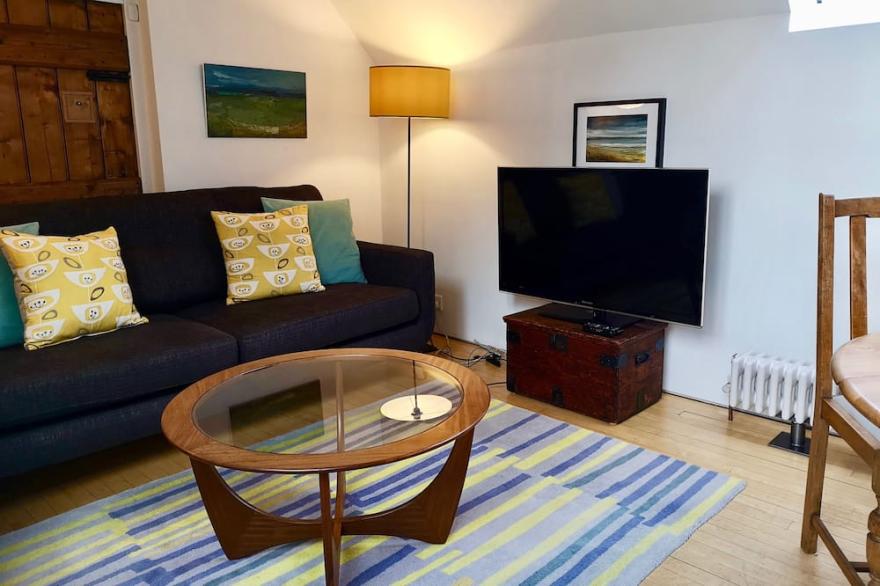 Stylishly Converted Coach House
