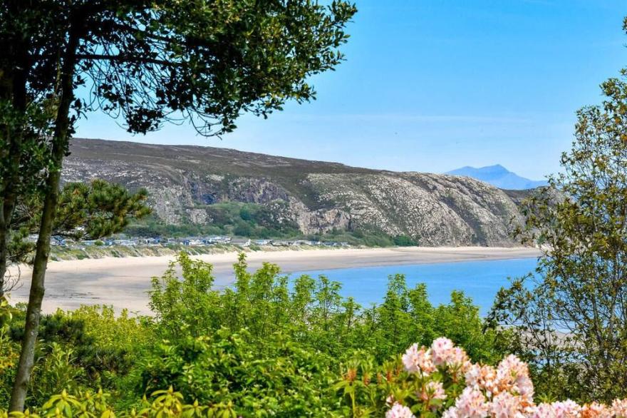 Trefaes in the beautiful Pwllheli