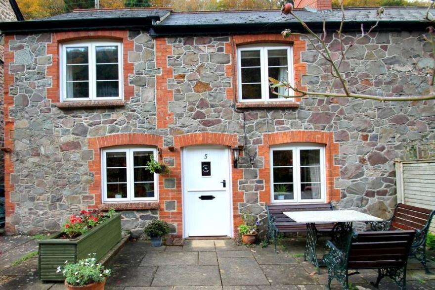 Magnolia Cottage, Porlock