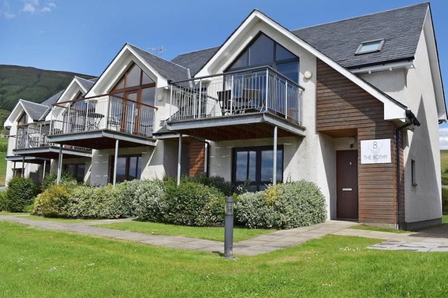 2 Bedroom Accommodation In Fearnan, Near Aberfeldy