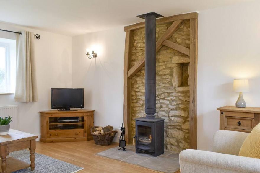 2 bedroom accommodation in North Perrott, near Crewkerne