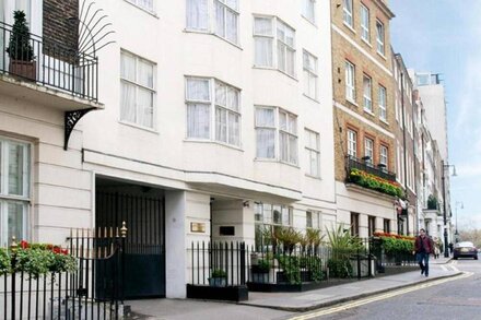 2 Bedroom Serviced Apartments in Mayfair - Best Location in London