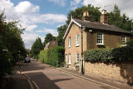 Montpelier Row Cottages, Terrace Cottage