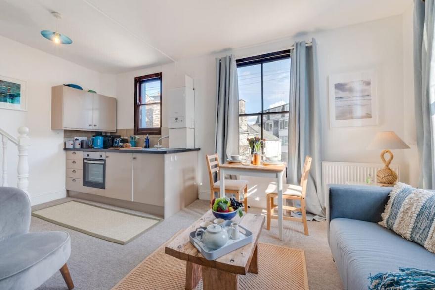 Terry Holt - One Bedroom House, Sleeps 2