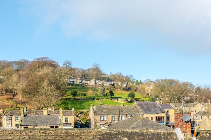 Stunning Brand New Holiday Let In The Heart Of Holmfirth